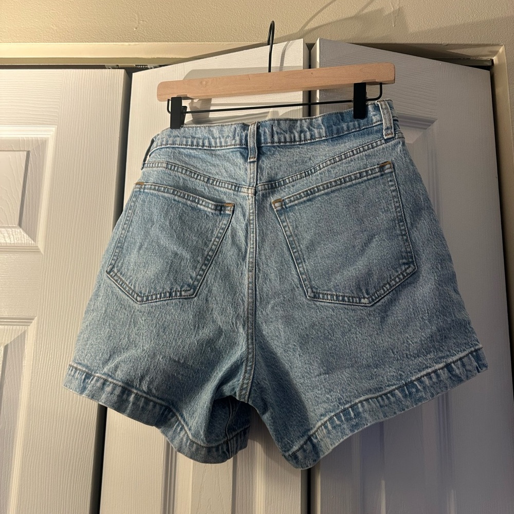 Abercrombie & Fitch The Dad Short High Rise - Picture 6 of 7